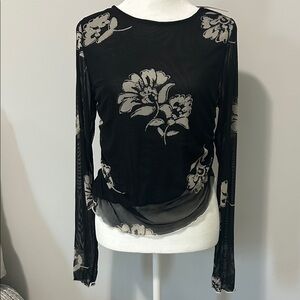 Vestique In The Wind Black Floral Sheer Blouse Women’s Size Medium Large